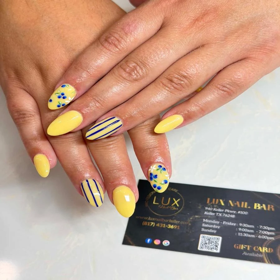 Nails Collections